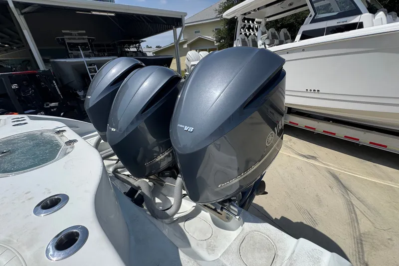 Slide: The Image of 2014 Yellowfin 39 Offshore boat with triple Yamaha V6 outboard engines. - 45