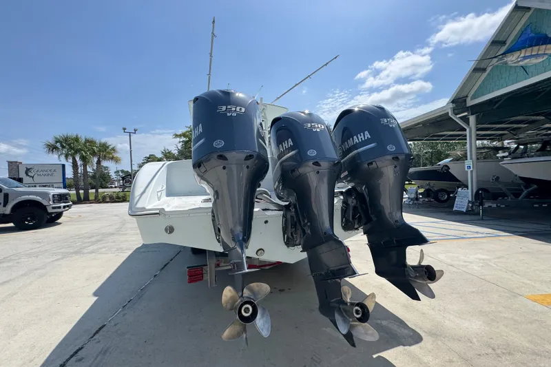 Slide: The Image of 2014 Yellowfin 39 Offshore boat with triple Yamaha 350 engines at marina. - 21