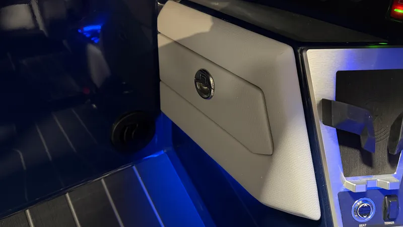 Slide: The Image of Mastercraft X23 2027 - 64