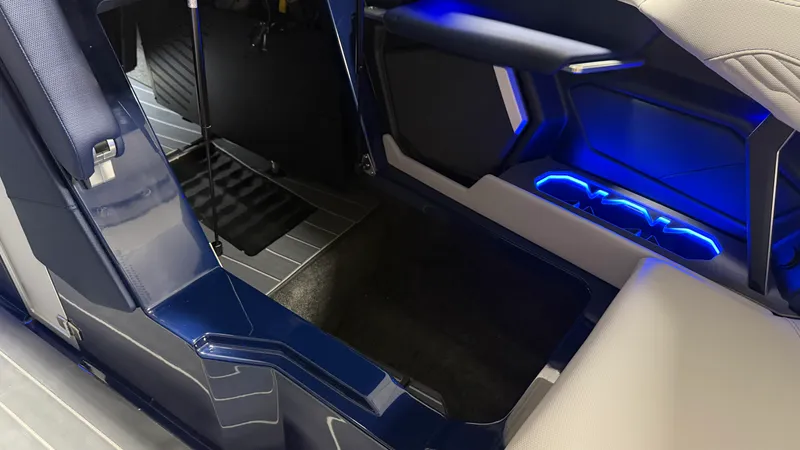 Slide: The Image of Mastercraft X23 2027 - 83