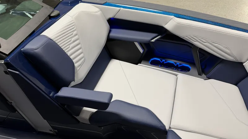 Slide: The Image of Mastercraft X23 2027 - 81