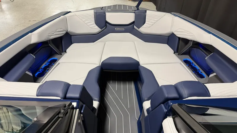 Slide: The Image of Mastercraft X23 2027 - 79