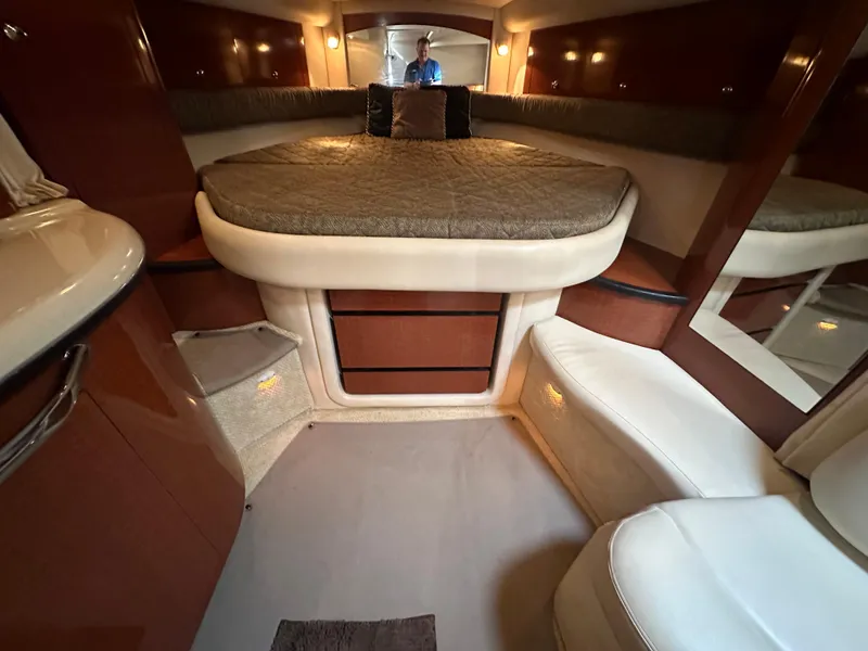 Slide: The Image of Sea Ray 340 Sundancer 2003 - 51