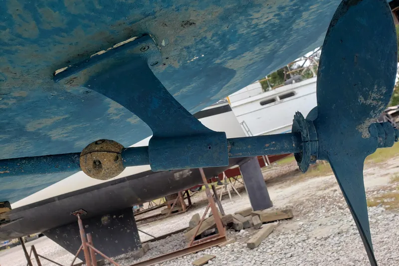 Slide: The Image of Underside view of a 2011 Hake Seaward 32RK sailboat propeller and rudder. - 50