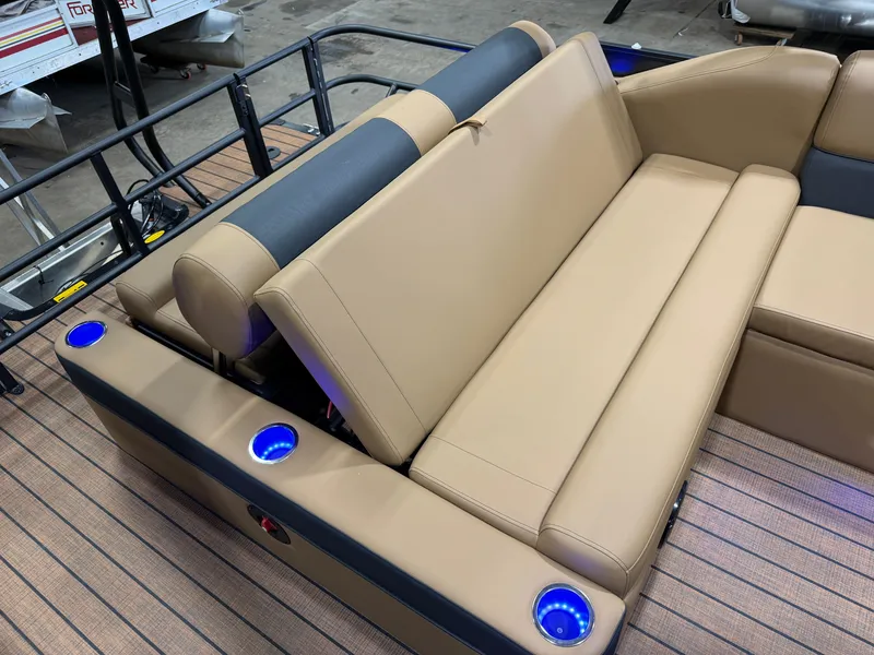 Slide: The Image of Bentley Pontoons Elite 223 Swingback Tritoon 2027 - 19