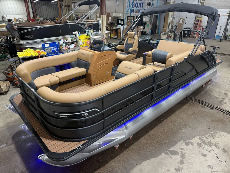 Slide: The Image of Bentley Pontoons Elite 223 Swingback Tritoon 2027 - 61
