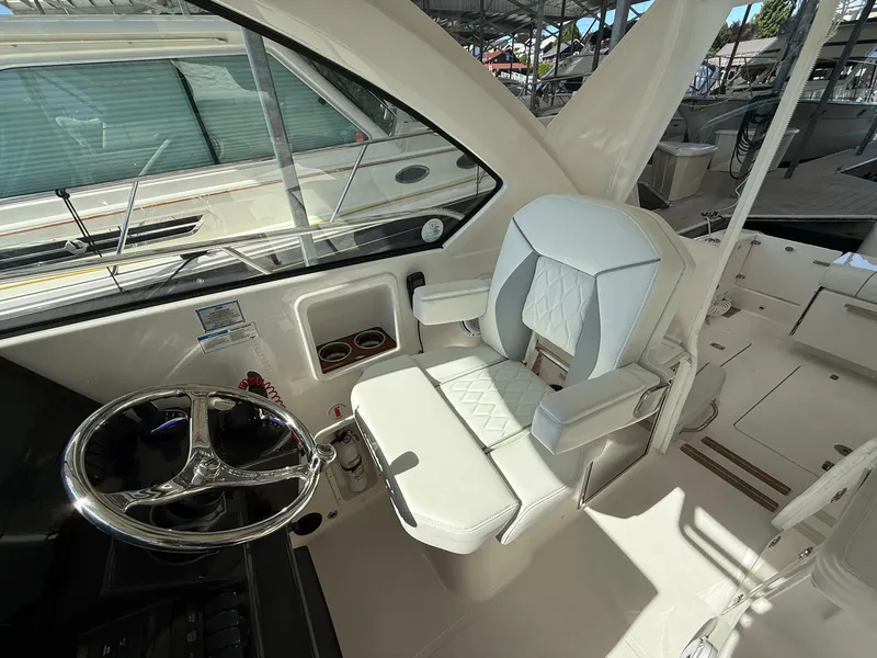 Slide: The Image of Pursuit OS 325 OFFSHORE 2026 - 53