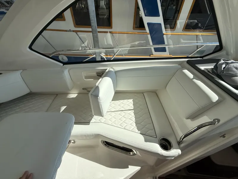 Slide: The Image of Pursuit OS 325 OFFSHORE 2026 - 65