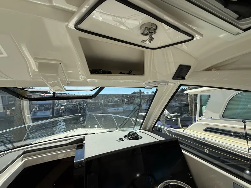 Slide: The Image of Pursuit OS 325 OFFSHORE 2026 - 66