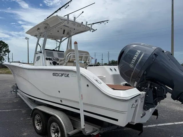 Slide: The Image of Sea Fox 266 Commander 2018 - 19