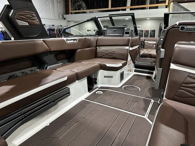 Slide: The Image of Supra SL 550 2027 - 11