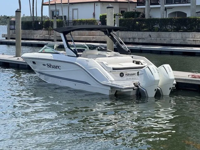 The Image of Sea Ray SLX 310 Outboard 2021 - 1