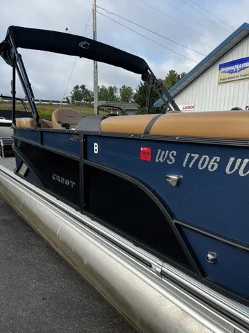Slide: The Image of Crest Classic 200 SLC Pontoon 2025 - 3