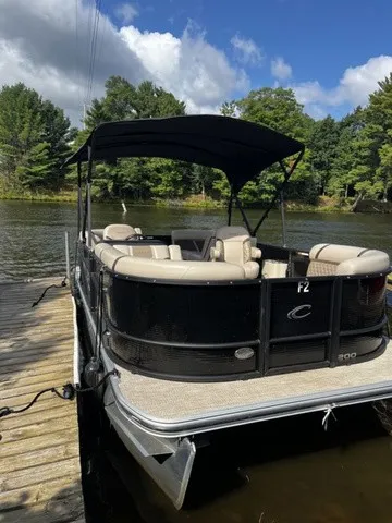 Slide: The Image of Crest Classic 200 SLC Pontoon 2025 - 1