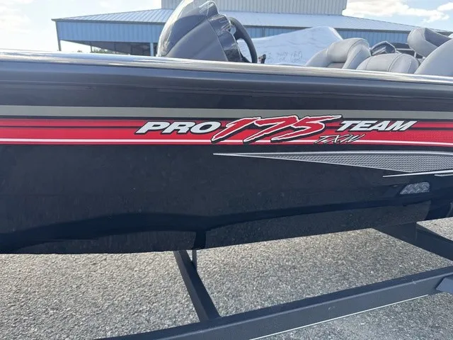 Slide: The Image of Tracker Pro Team 175 TXW 2018 - 14