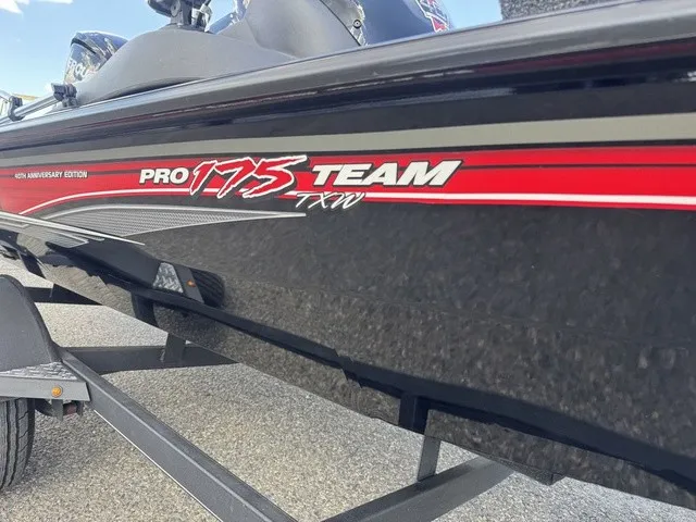 Slide: The Image of Tracker Pro Team 175 TXW 2018 - 22