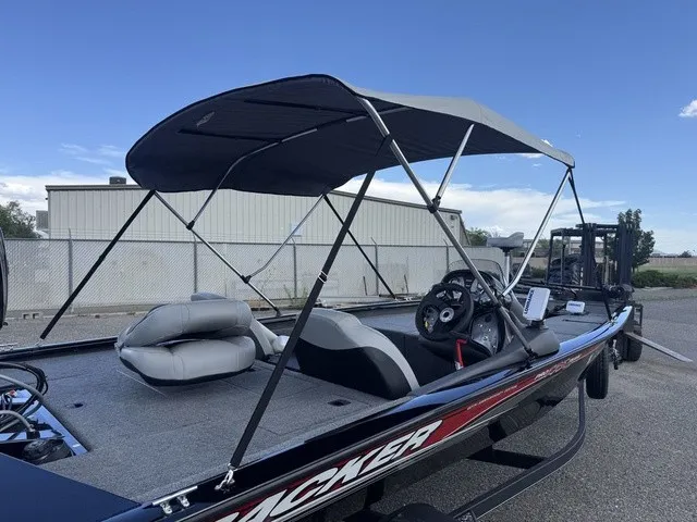 Slide: The Image of Tracker Pro Team 175 TXW 2018 - 33