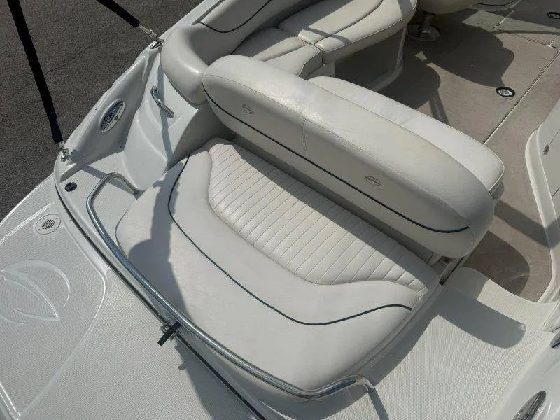 Slide: The Image of Crownline Boats 230 BR 2003 - 25