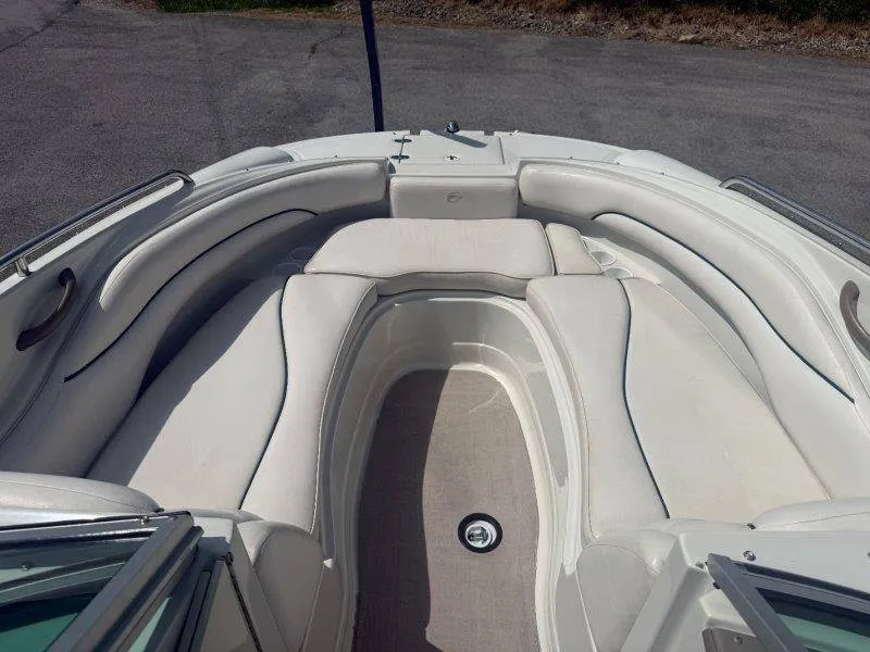 Slide: The Image of Crownline Boats 230 BR 2003 - 33