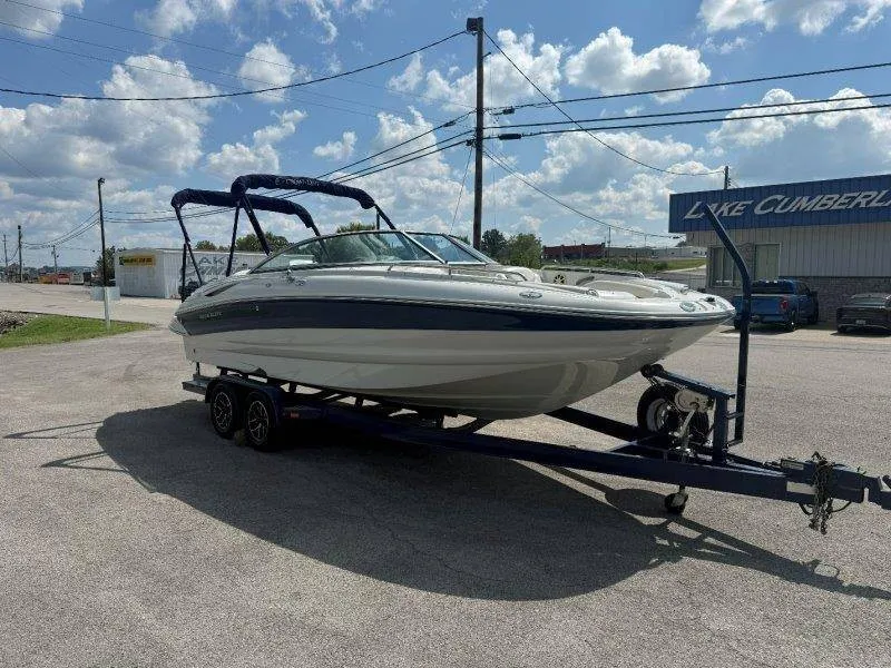 Slide: The Image of Crownline Boats 230 BR 2003 - 19