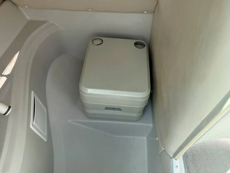 Slide: The Image of Crownline Boats 230 BR 2003 - 49