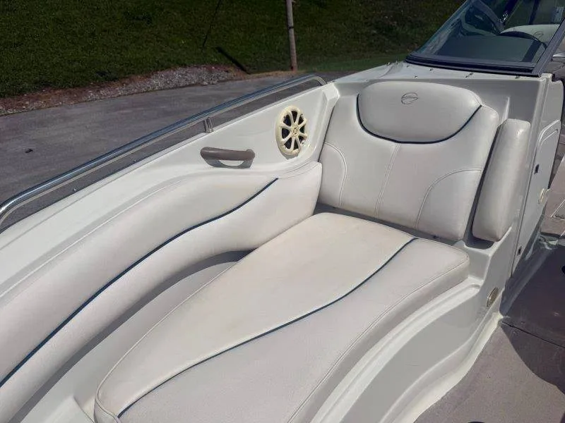 Slide: The Image of Crownline Boats 230 BR 2003 - 41