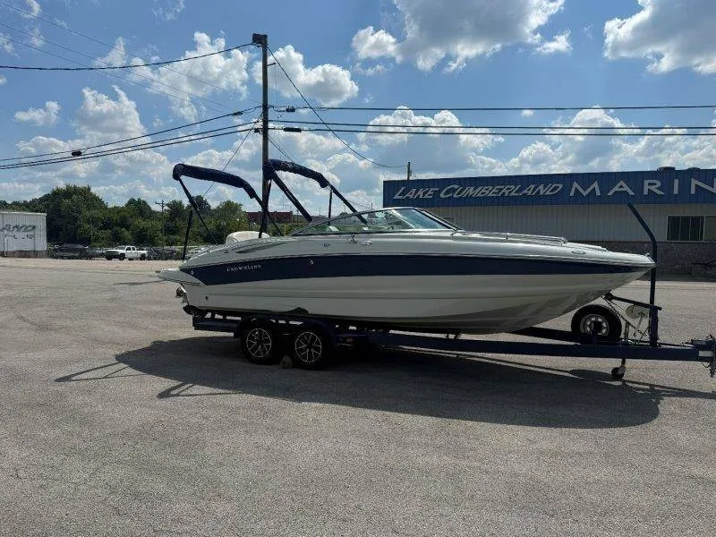Slide: The Image of Crownline Boats 230 BR 2003 - 16
