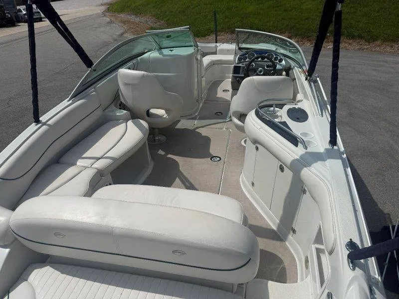 Slide: The Image of Crownline Boats 230 BR 2003 - 24
