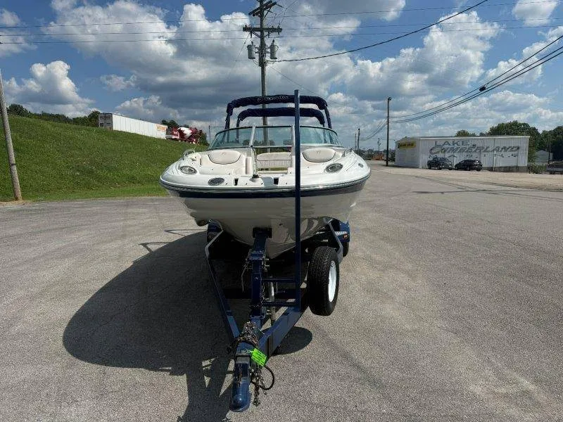 Slide: The Image of Crownline Boats 230 BR 2003 - 14