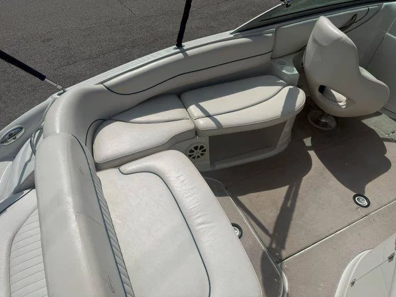 Slide: The Image of Crownline Boats 230 BR 2003 - 34