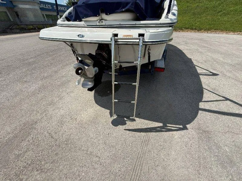 Slide: The Image of Crownline Boats 230 BR 2003 - 27