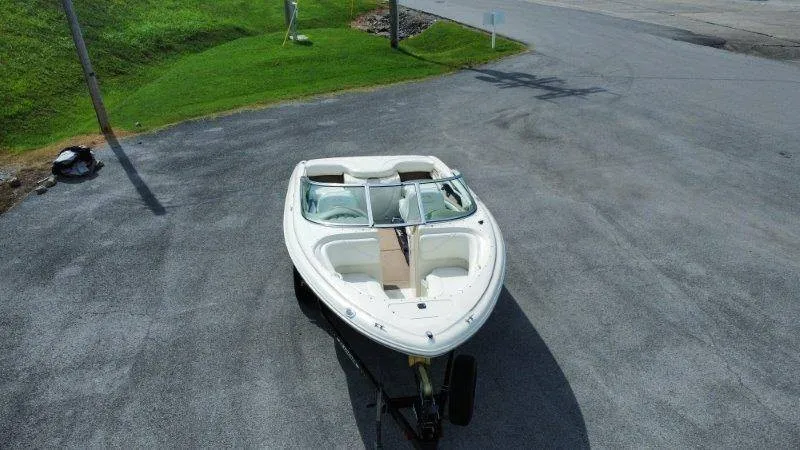 Slide: The Image of Sea Ray 190 BR 1999 - 7
