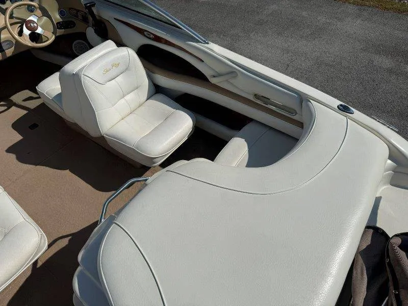 Slide: The Image of Sea Ray 190 BR 1999 - 32