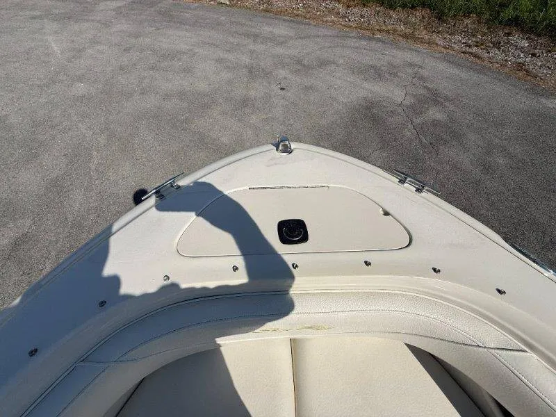 Slide: The Image of Sea Ray 190 BR 1999 - 59