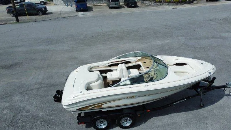 Slide: The Image of Sea Ray 190 BR 1999 - 10