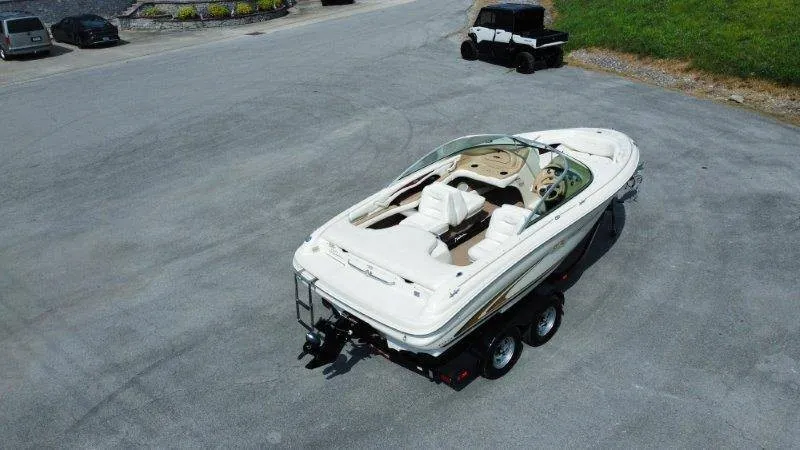 Slide: The Image of Sea Ray 190 BR 1999 - 23