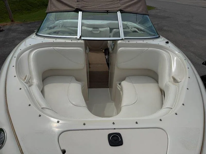 Slide: The Image of Sea Ray 190 BR 1999 - 13