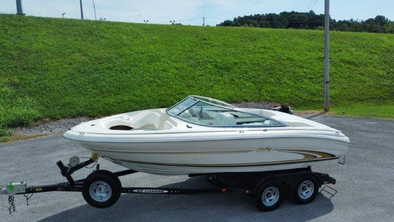 Slide: The Image of Sea Ray 190 BR 1999 - 5