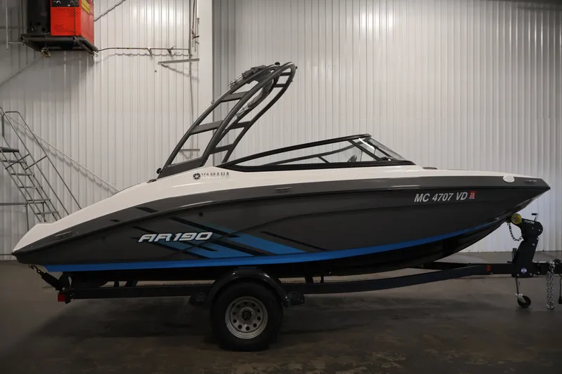 Slide: The Image of 2021 Yamaha Boats AR190 on trailer in indoor storage facility. - 4