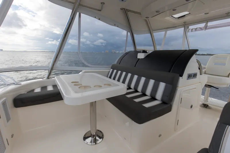 Slide: The Image of Riviera 43 OPEN FLYBRIDGE 2017 - 49