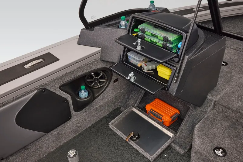Slide: The Image of Tracker Targa V-19 Combo 2027 - 27