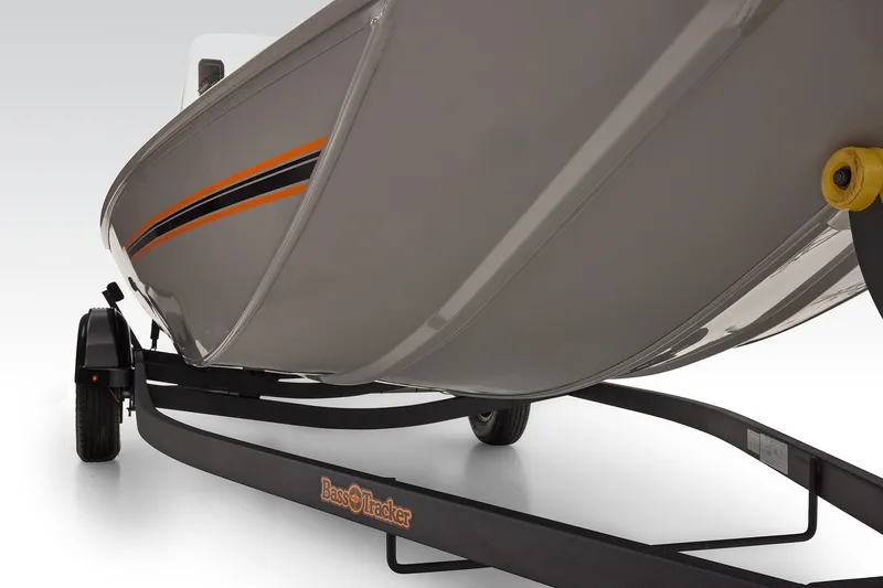 Slide: The Image of Tracker Bass Tracker Classic Limited 2027 - 20