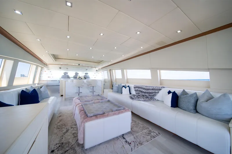 Slide: The Image of Luxurious interior of 2008 Arno Leopard 31 yacht with elegant seating and modern decor. - 27