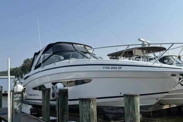 The Image of Regal 32 Express 2015 - undefined