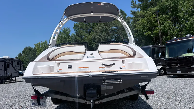 Slide: The Image of Yamaha 195S 2023 - 20