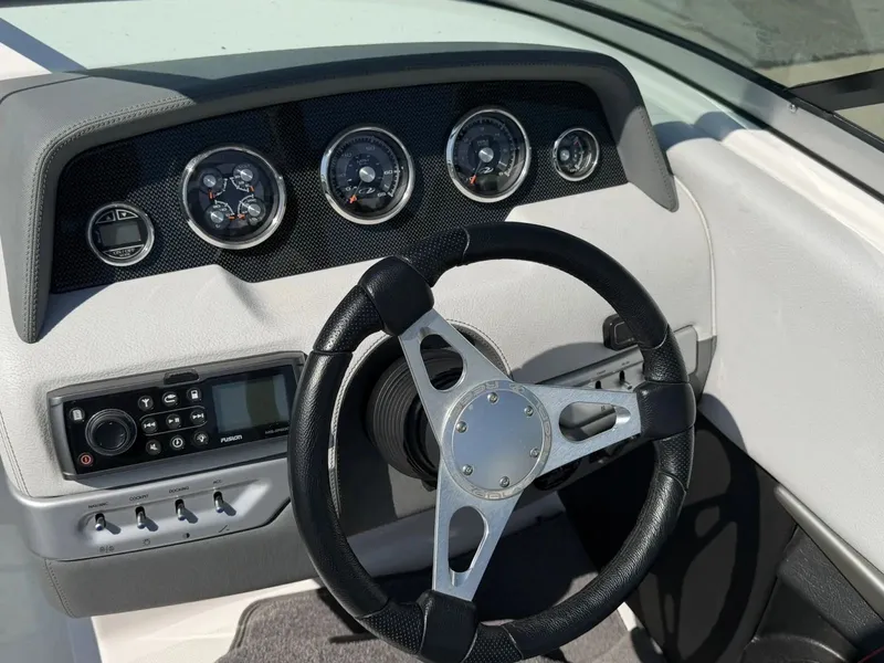 Slide: The Image of Regal 2300 Bowrider 2012 - 7