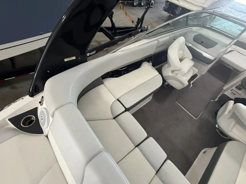 Slide: The Image of Regal 2300 Bowrider 2012 - 9