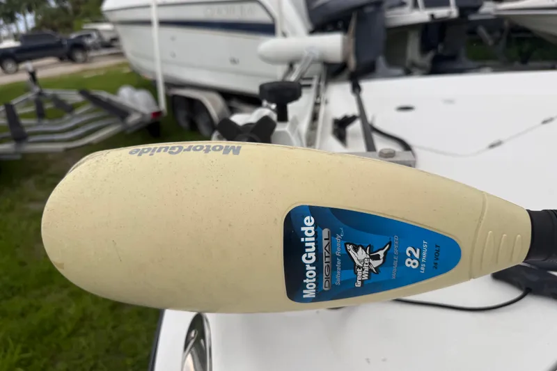 Slide: The Image of MotorGuide trolling motor on a 2000 Polar 2100 Center Console boat. - 22