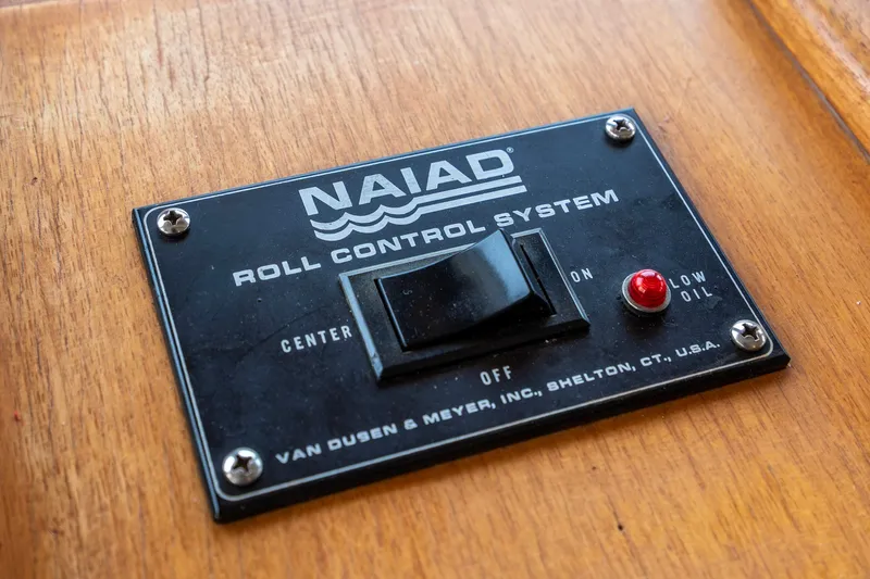 Slide: The Image of NAIAD roll control system panel on 1990 Kadey-Krogen 42 boat. - 31