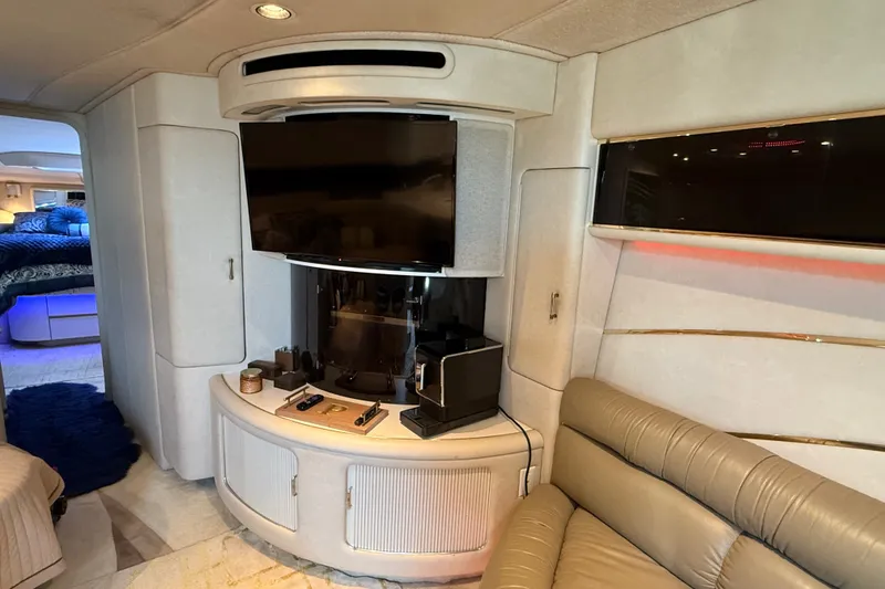 Slide: The Image of Luxurious interior of a 1991 Sea Ray 630 Super Sun Sport yacht with modern amenities. - 37